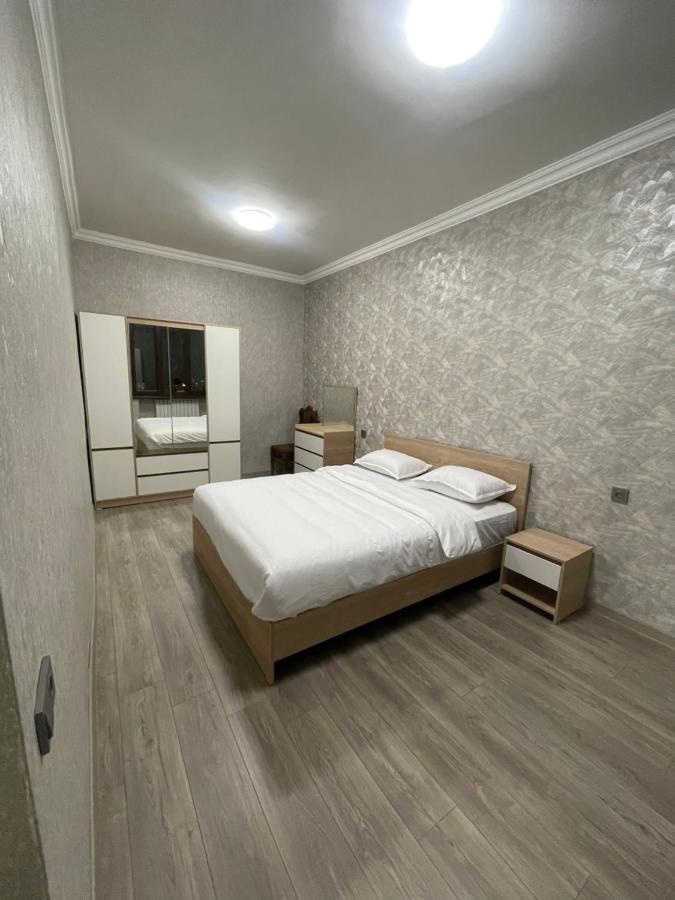 יירבאן Apartment In Monument מראה חיצוני תמונה